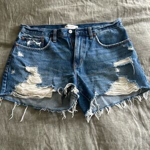 Abercrombie & Fitch boyfriend shorts - midrise - size 30 (10)